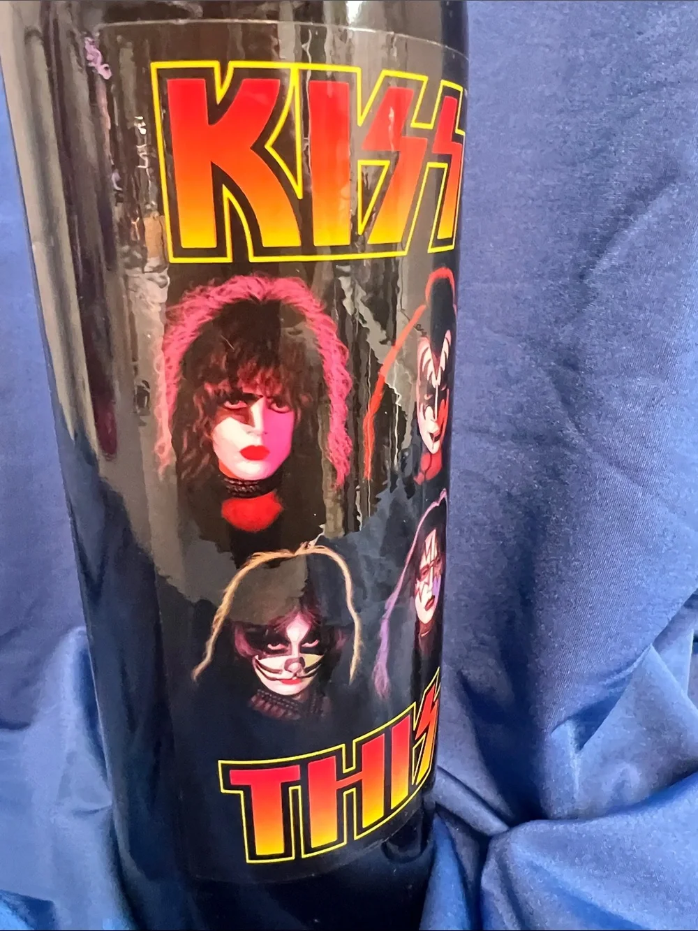 Celebrity Cellars KISS THIS Ltd #5849/60K Mint/Sealed
